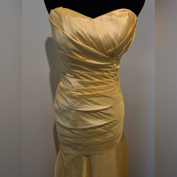 ALEXIA DESIGNS Yellow Long Ruched Strapless Tafetta Prom Formal Dress Small/6 - Picture 6 of 7